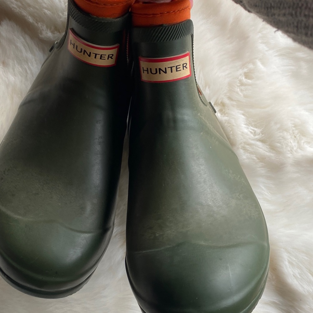 Hunter Women’s Olive and Orange Rain Boots - Picture 5 of 10